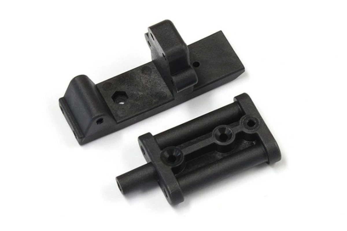 OL006-1 | Kyosho Front Bulkhead & Lower Suspension Mount For 1/10 Outlaw Rampage 3 OL006-1 | Kyosho Front Bulkhead & Lower Suspension Mount For 1/10 Outlaw Rampage